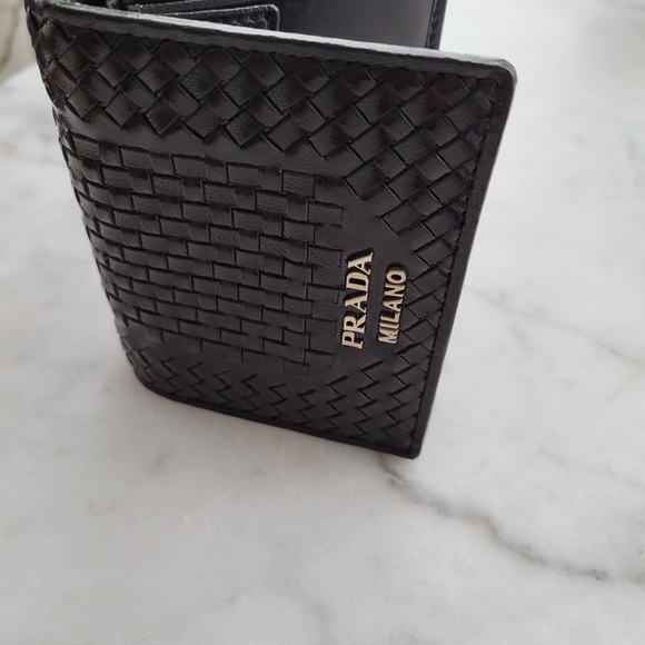Prada Black Woven Soft Leather Wallet - Picture 4 of 5